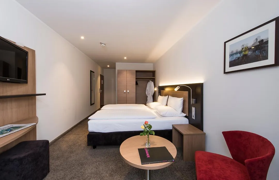 Astor & Aparthotel-1